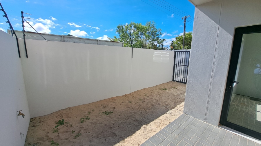 2 Bedroom Property for Sale in Table View Western Cape
